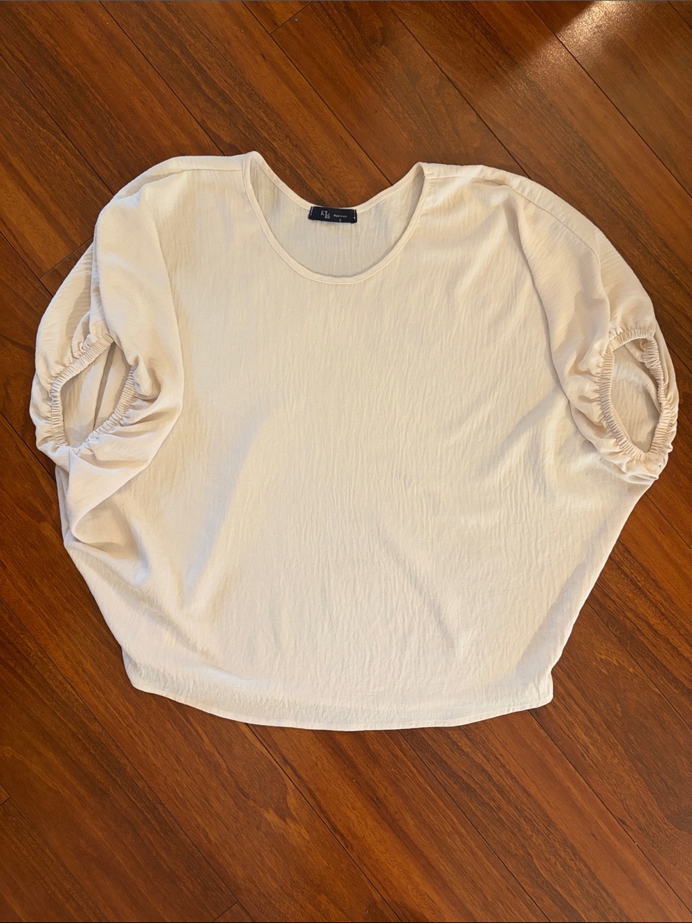 Crewneck Puff-Sleeve Blouse in Cream